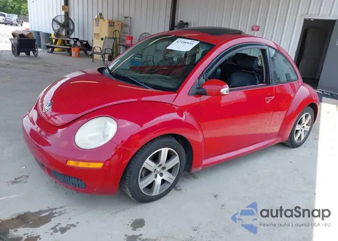 2006 Volkswagen New Beetle 2.5 из США, поврежденный, VIN 3VWRG31C76M423772